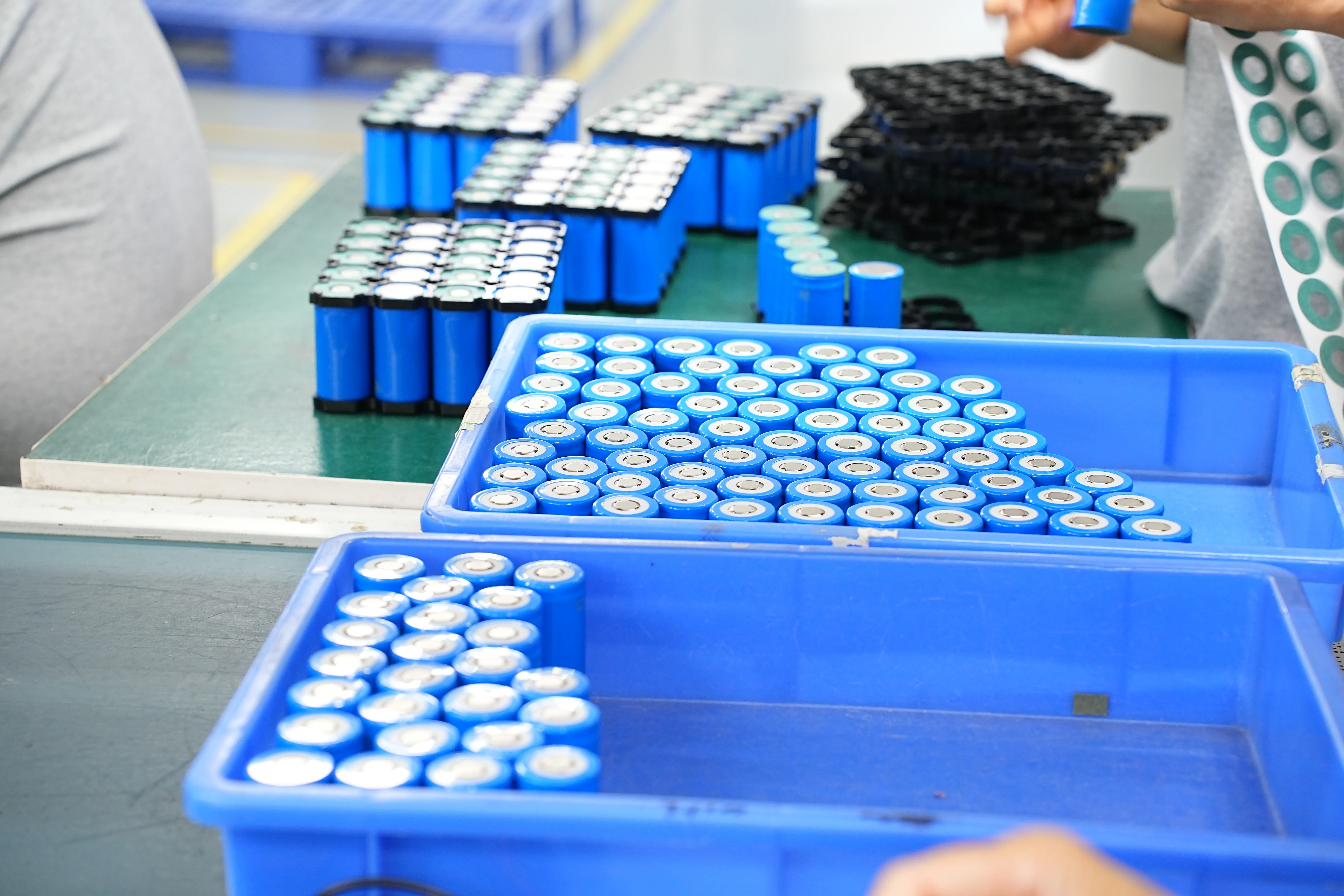 Why Choose Lithium Batteries? Key Advantages Over Lead-Acid